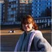 Profesora de apoyo de inglés de nivel alto para todas las edades y materias