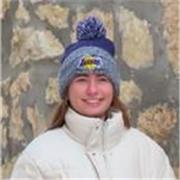 Profesora de apoyo escolar con experiencia dando clases. Estudiante de ingeniería en electrónica industrial y automática (UC3M)