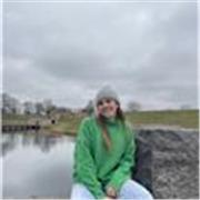 Como una persona innovadora y con paciencia que hace lo que le gusta