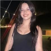 Me gustaría darle clases a niños de primaria y secundaria. Y soy una chica que se expresa bien.