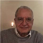 Insegnante con molta esperienza nel mondo delle aziende, permette una formazione adeguata alle esigenze lavorative