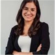 Profesora apta para todas las edades, con 4 años de experiencia. 