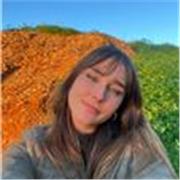 Graduada en Traducción e Interpretación (inglés). Metodología personalizada y adaptada a cada alumno