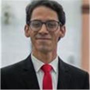 Professor de matemática com aulas presenciais e online