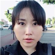 Enseignante de dessin et couleur, peintre, j'aimerai transmettre et partager ma passion pour l'Art