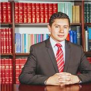 Civil, administrativo, protección al consumidor y contratos