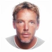 Profesor de francés nativo y titulado. Ofrezco clases dinámicas y personalizadas por webcam o presencial. Todas las edades y todos