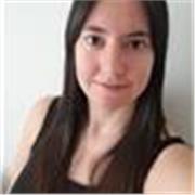 Profesora de biología y geología que imparte clases a partir de la ESO