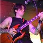 Profesor de guitarra con 18 años de experiencia para principiantes e intermedios online o a domicilio