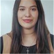 Profesora particular de Música (piano), y de asignaturas correspondientes a los cursos de Primaria y la ESO