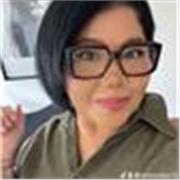 Profesor de español todos los niveles  collage. Expresar la lengua cotidiana describe 
Material literario cultural con canciones e