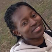 Certified C1 English Tutor Offering Personalized Lessons for All Levels