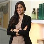 Clases particulares de inglés a jóvenes entre 6 a 15 años, así como también en dar clases en una materia específica en la UMA