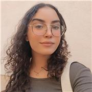 Soy una persona muy responsable y le gusta enseñar. Me gustaría enseñarle lengua castellana y literatura a niños de primaria