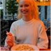 Pharmaziestudentin bietet Chemie Nachhilfe für Klassen 1-8