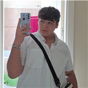 Soy una persona atenta, audaz, inteligente y con mucha capacidad de comunicación