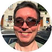 Lezioni personalizzate su sviluppo software, programmazione in Java, configurazione e amministrazione Linux e molto altro