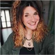 Lezioni online di Arte: con 10 anni di esperienza in grafica e arti visive, formazione all’Accademia di Belle Arti!