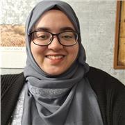 Native English speaker with a grade 9 and 8 in English Language and literature in IGCSEs. I have experience teaching child.