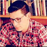 Soy Profesor y Licenciado en Filosofía. Me especializo además en Psicología, Derecho, Historia, Teoría del Arte (Cine, Literatura, Poesía, etc.), Metodología, Sociología, y en general toda disciplina de Humanidades. Doy clases virtuales en los horarios qu