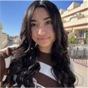 Estudiante de bachillerato y hablante nativa de inglés, con ganas de ayudar a otras personas para mejorar su inglés. 