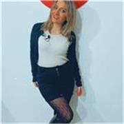 Quasi laureata in lettere impartisce lezioni di italiano