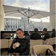 Étudiante en droit trilingue propose des cours d’anglais dynamiques et personnalisés.