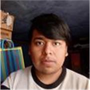 Maestro con experiencia impartiendo clases a niños de primaria