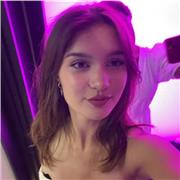 Étudiante Française propose son été pour aider à améliorer son français