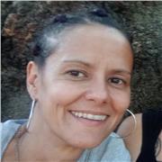 Insegnante di inglese offre lezioni a studenti di elementari, medie e superiori