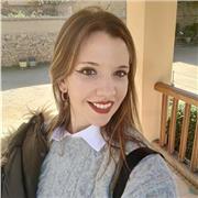 Soy graduada de Educación Primaria con años de experiencia en dar clases particulares