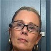 Médica argentina 
Gran interés en el idioma castellano, los aspectos más interesantes de la sintaxis, vocabulario, ortografía