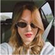 Apasionada del marketing y ejerzo de ello ahora.