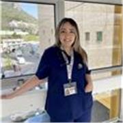 Studentessa di medicina offre lezioni di fisica per studenti del liceo