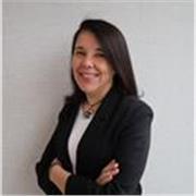 Licenciada en Psicología, con veinte años de experiencia trabajando en recursos humanos y desarrollo de habilidades profesionales.