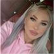 My name is Bianca ,I am 24 y old and a mother which also is studying.I am very patient and like to help peoples to learn things