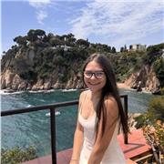 Profesora joven y con mucha energía, me encanta poder ayudarles en todo lo que pueda.