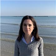 Sono una studentessa universitaria con certificazione C1 CAE di inglese! Al momento sto studiando letteratura inglese nello UK