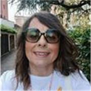 Sei alla ricerca di un'insegnante d'italiano paziente, cordiale e paziente? Contattami pure..