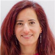 Profesora para lectoescritura para niños y niñas de educación infantil