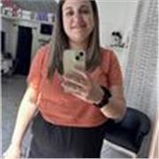 Ciao! Sono diplomata al liceo scientifico e prossima alla laurea in Psicologia. 