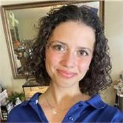 Profesora de inglés apta (nivel C2-Proficiency Cambridge; un año viviendo en EE.UU.) y con ganas de enseñar. 