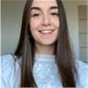 Maestra de idiomas con 5 años de experiencia enseñando inglés a estudiantes de primaria y secundaria.