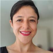 English teacher for developing communication skills. I’m located in Elche