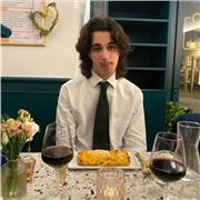 Etudiant pouvant apporter de l'aide aux devoirs du niveau primaire à collège dans toutes les matières