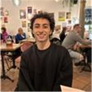 Actualmente soy alumno en la universidad de granada en ciencias políticas y de la administración pública. 