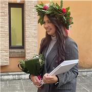 studentessa laureata e che ha frequentato il liceo musicale offre lezioni di musica