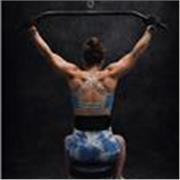 Entrenadora personal y nutricionista deportiva. Transformo disciplina en resultados y objetivos en estilo de vida.
Ayudo a mujeres