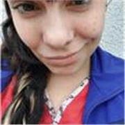 Medica con amplio conocimiento en la materia y muchas ganas de enseñar :-) te espero, seras mejor que yo;-)