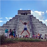 PROFESORA DE PRIMARIA QUE IMPARTE CLASES DE TODAS LAS MATERIAS